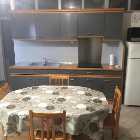 Etchea 1 Appartement Arcachon